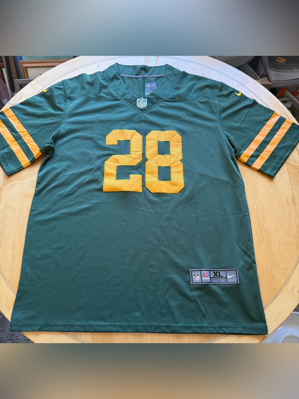 Nike NFL Green Bay Packers AJ Dillon #28 Jersey XL Green Stitched